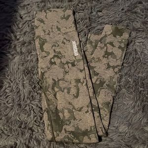 gymshark green camo leggings